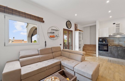 Sarroch House | "Villa Matteo" Vacation Home with Ocean View, Wi-Fi, and Air Conditioning