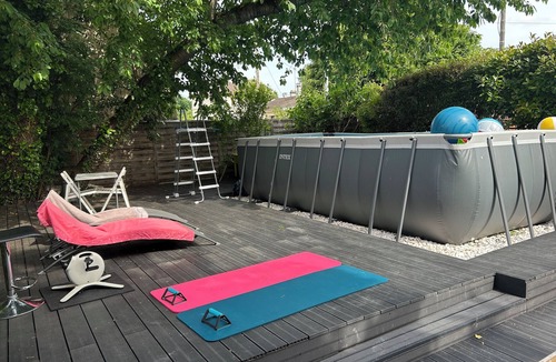 Villemoisson-sur-Orge Villa | Villa Maxonale near Paris with Heated Pool, Sauna & Jacuzzi