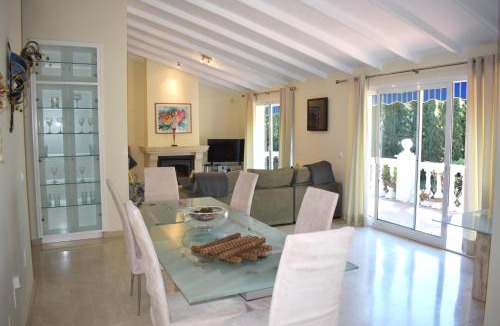 Urbanizacion el Rosario Villa | Villa Maxine