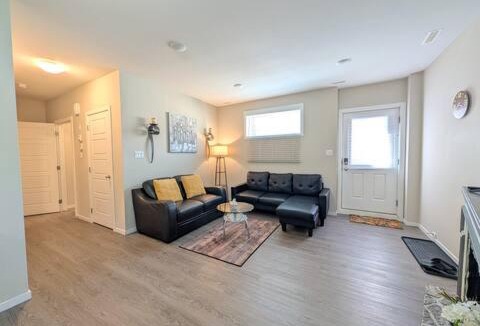 Lethbridge Apartment | Villa Meadows Lethbridge