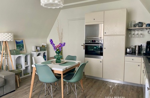 Mayenne House | Villa Medena