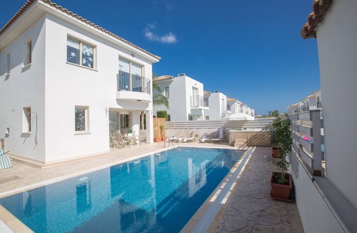 Pernera Villa | Villa Megan, Modern 3BDR Pernera Villa with Pool, Close to all Amenities