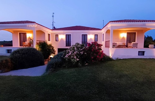 Santa Maria La Palma Villa | Villa Melisandre, Luxury Villa close to the Alghero beaches, Private Pool