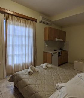 Tsoukaladhes Apartment | Villa Melisti