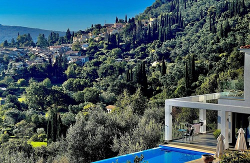 Paleokastritsa Villa | Villa Michael. Doukades Corfu. Heated pool and jacuzzi.