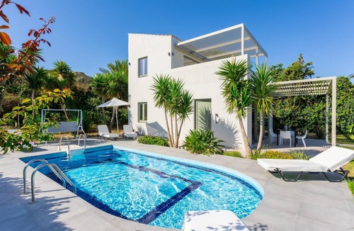 Maroulas Villa | Villa Michalis - Two Bedroom Villa, Sleeps 4