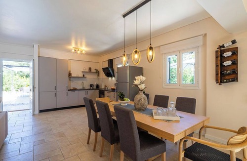 Parelia Villa | Villa Michel