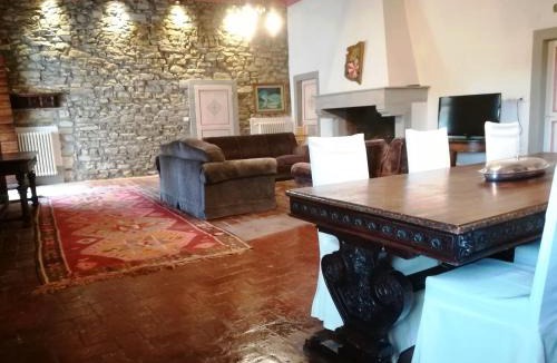 Vaiano House | Villa Migliorati