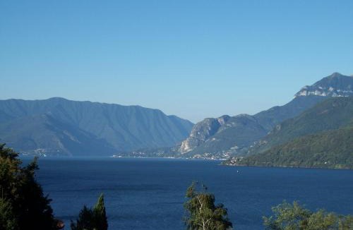 Olgiasca Apartment | Villa Mimosa