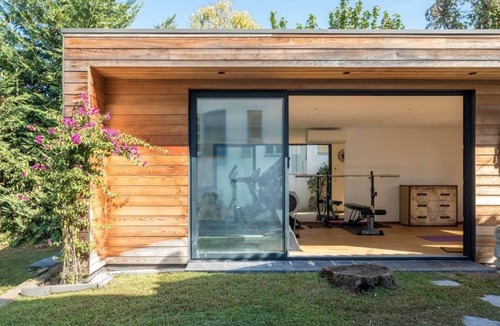Les Baraques House | Villa mit privatem Pool und Fitnessraum by Interhome