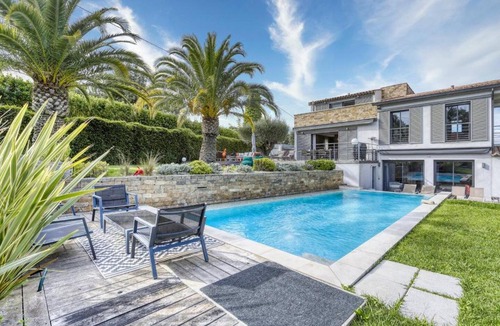 Cap-Ferrat Apartment | Villa Moderne avec Piscine et jardin