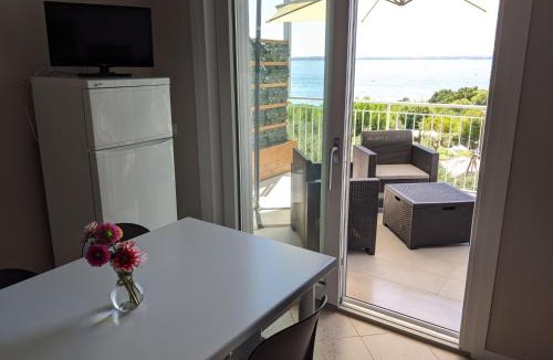 Moniga del Garda Apartment | Villa Molino