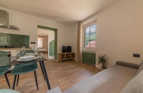 Cogolo Apartment | Villa Monari Apartment with Mountain View