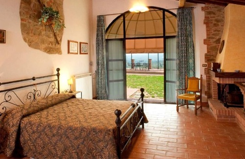 Sinalunga Villa | Villa Montaperti
