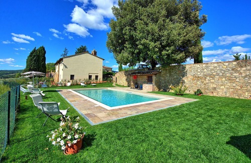 San Gimignano Apartment | Villa, Montauto - Vacation Villa with pool close to San Gimignano