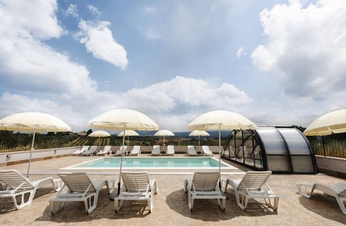 Viterbo Villa | Villa Monterazzano by MMega