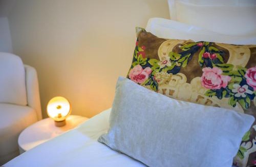 Saint-Jean-le-Thomas Hotel | Villa MONTGOMMERY