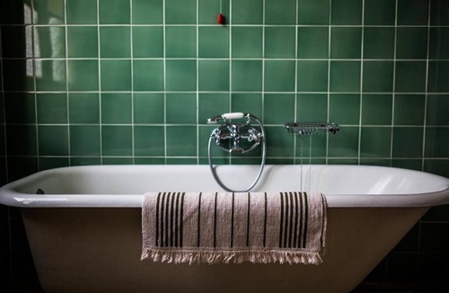 Mologno Hotel | Villa Moorings