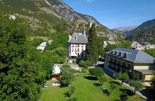 Jausiers Hotel | Villa Morelia
