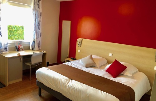 Stenay Hotel | Villa Motel