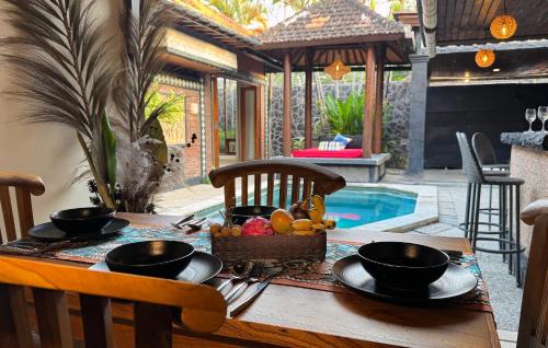Sunset Road Villa | Villa Mutti