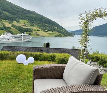 Olden Apartment | Villa Myklebust