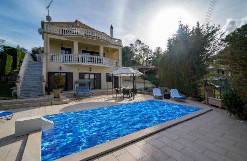 Akrotiri Villa | Villa Napolia