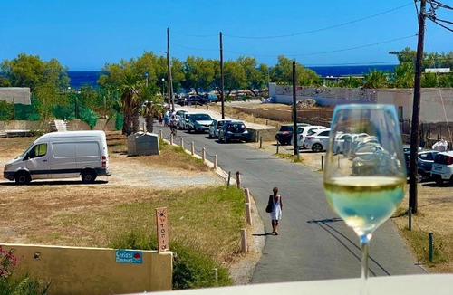 Perissa Apartment | Villa Nefeli