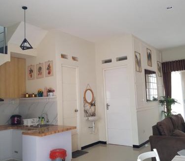 Oro Oro Ombo Villa | Villa Neona Nora