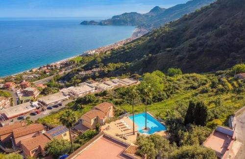 Letojanni Villa | Villa Nerissa