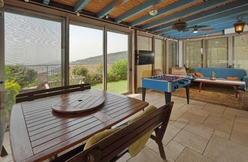 Galil Tachton Villa | Villa Netofa (Kosher)