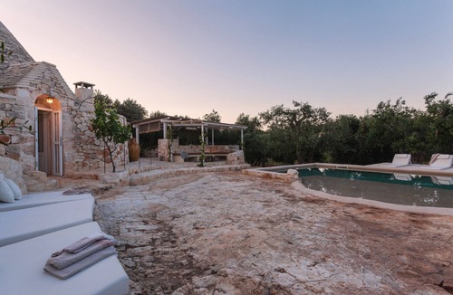 Ostuni Villa | Villa 'New Borghetto Formica Con Piscina' with Private Pool, Wi-Fi and Air Conditioning