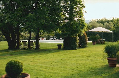 Orentano Villa | Villa Niccolai: Charming Tuscan Villa with Luxury Private Pool & Shading Park