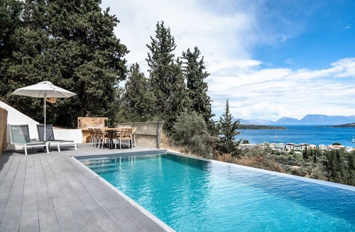 Nidri Villa | Villa 'Nidri Hills' with Sea View, Wi-Fi and Air Conditioning