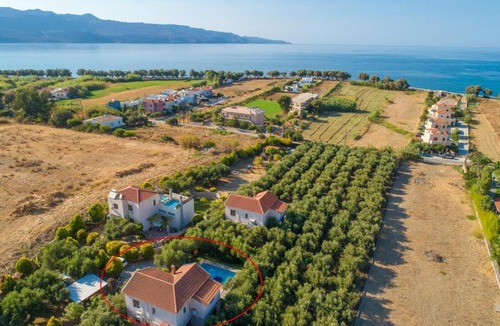 Tavronitis Villa | Villa Nineta