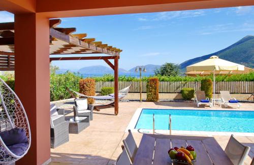 Chaliotata Villa | Villa Nireaus