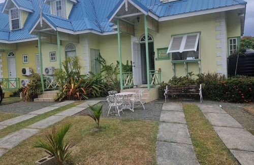 Black Rock Villa | Villa Nirvana Tobago