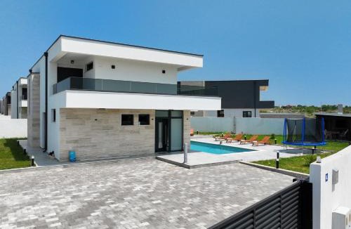 Zemunik Donji Villa | Villa Noa