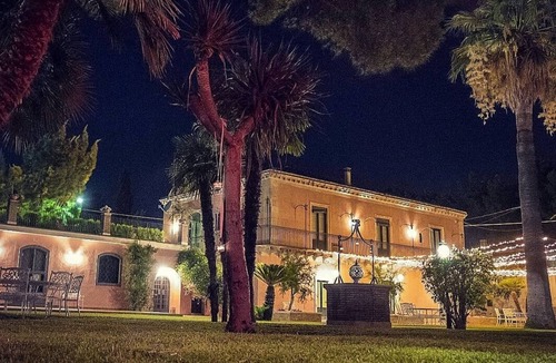 Mascalucia Villa | Villa Nobiliare Parco e Vigneto, a 15 Min. Catania, 20 Min. Etna,30 Min.taormina