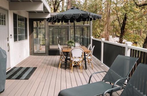 Lakehead-Lakeshore House | Villa Nosoni