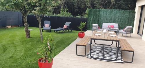 Carpentras House | Villa Npda