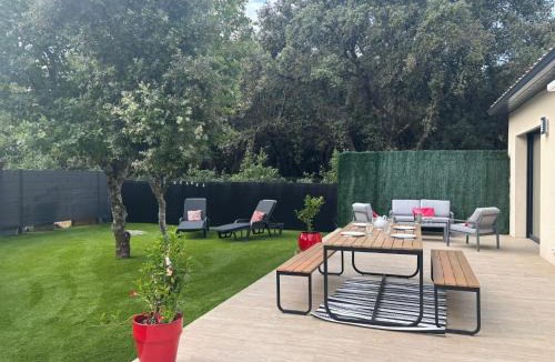 Carpentras House | Villa Npda