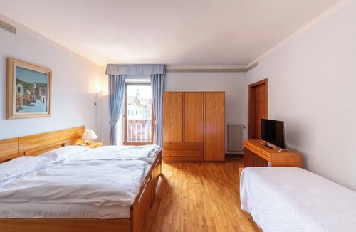 Romeno Hotel | VILLA NUOVA