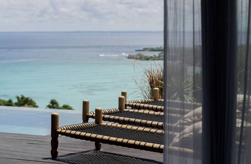 Ceningan Island Villa | Villa Odeon