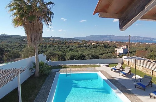Pyrgos Psilonerou Villa | Villa Oia