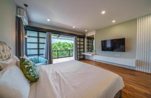 Tibubeneng Villa | Villa Okenada - Modern 5-bedroom pool villa in Berawa!