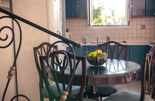 Ag. Georgios Villa | Villa 'Olga' with Shared Pool, Wi-Fi and Air Conditioning