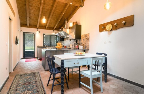 Aci Catena Villa | Villa 'Oliva Ecofriendly' with Sea View, Wi-Fi and Air Conditioning