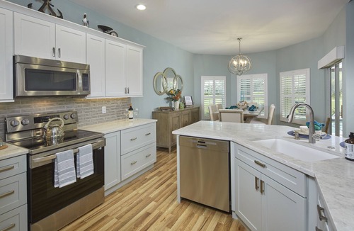Falcons Glen House | Villa on Golf Course with Heated Saltwater Pool