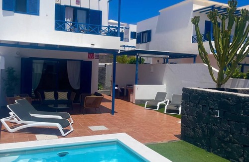 Playa Blanca Villa | Villa Optimist Rubicon, private pool, WIFI, sea views